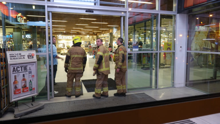 Rare geur in winkelcentrum aan Wendelaarstraat