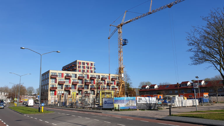 Buren vragen rechter om bouwstop appartementencomplex Koelmalaan