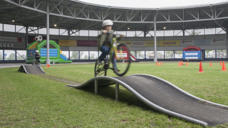SportX sluit af met gratis sportspektakel in De Meent Bauerfeind ?