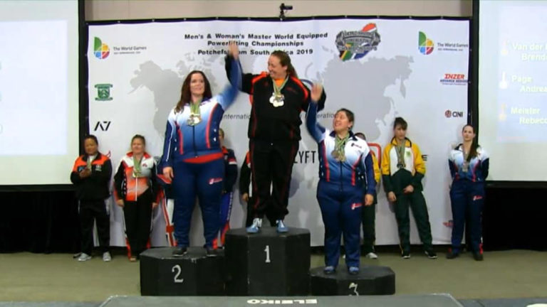 Powerliftster Brenda Vermeulen sluit carrière af met wereldtitel masters