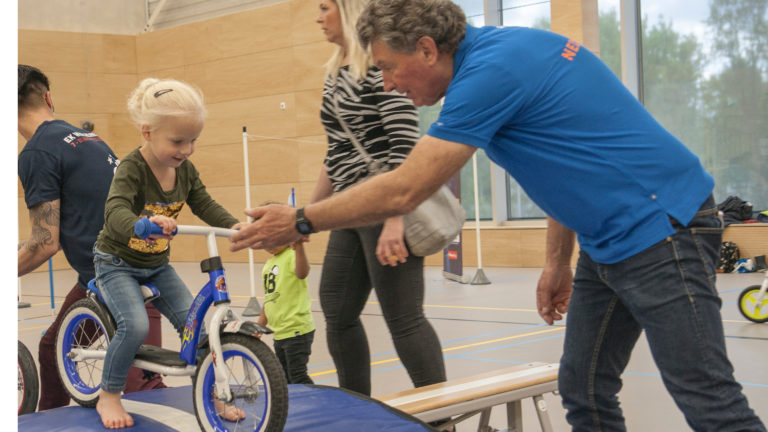 Zaterdag familiedag bij Wieler 3 Daagse met side events en loopfietsenraces ?