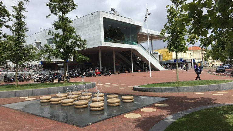 NS stopt op 1 april verkoop rookwaren op weg naar rookvrije stations