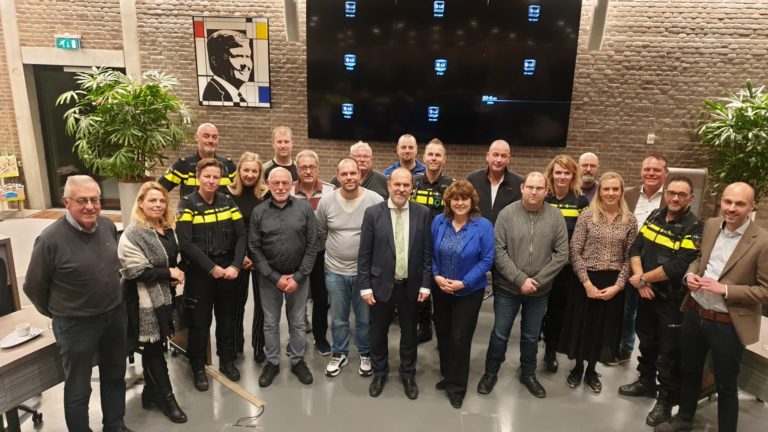 Eerste ontmoeting buurtpreventie, wijkagenten en gemeenteteam Veiligheid