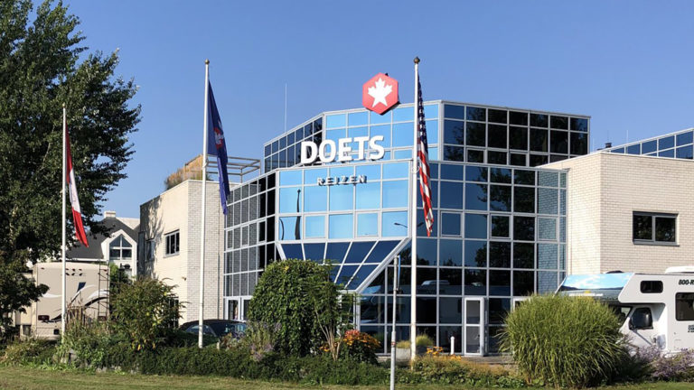 Drukte bij Doets Reizen door vliegstop Verenigde Staten: “We regelen het zelf met de klant”