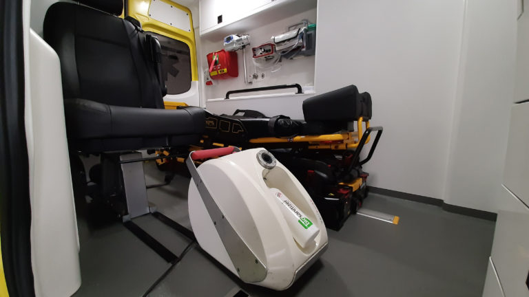 Ambulances na iedere dienst gereinigd en ‘uitgegast’