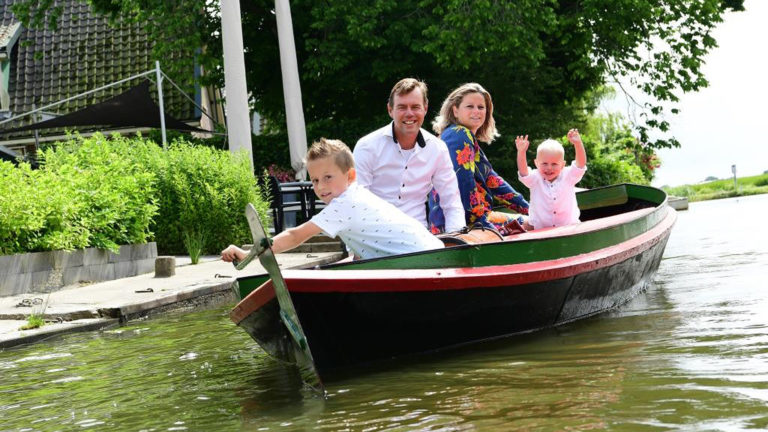 Fluisterbootjes varen weer door het Rijk der Duizend Eilanden