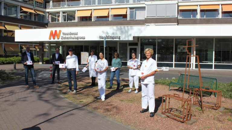 Actie ex-coronapatiënt: 15.000 euro aan horeca-cadeaubonnen voor corona-personeel