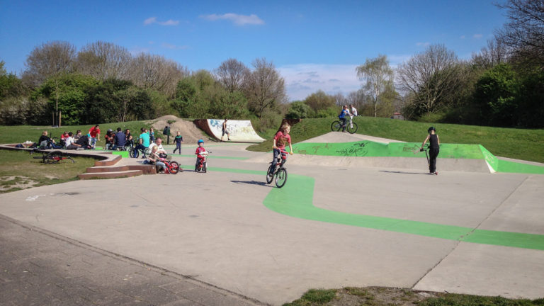 Skatebanen aan Molentochtpad en Munnikenweg weer open
