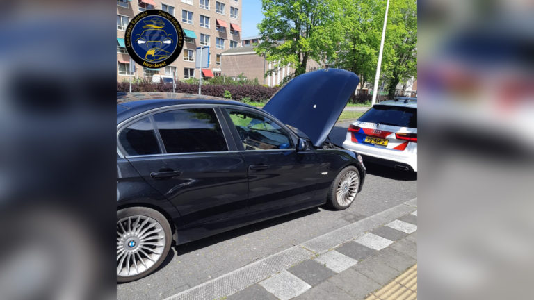 Man met ongeldig rijbewijs en gestolen kentekenplaten aangehouden op A9