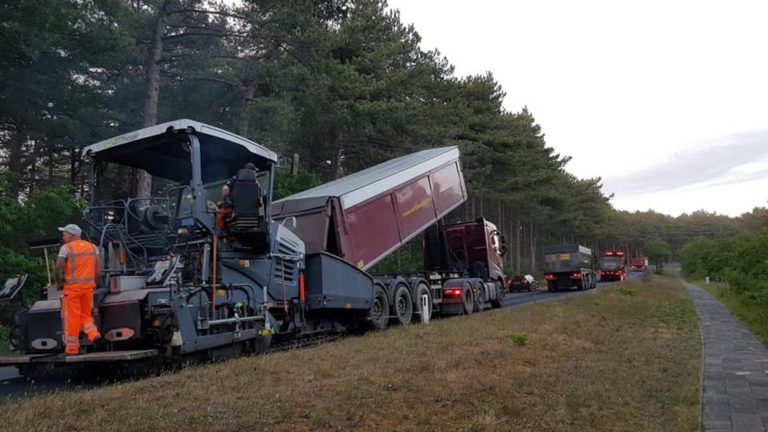 Werk aan weg naar Bergen aan Zee waarschijnlijk vrijdag klaar