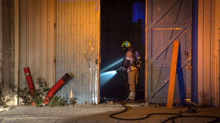 Brandweer rukt uit voor brand in oude Ringerspand