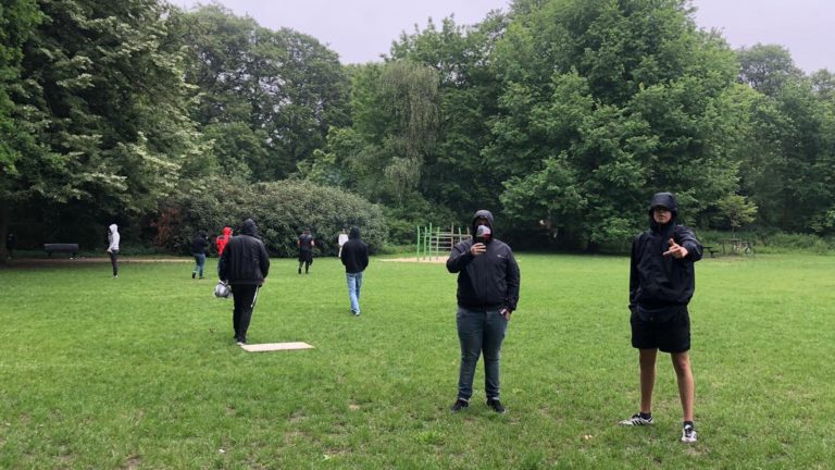 ‘Opposanten’ door politie weggestuurd bij anti-racismeprotest in Alkmaar