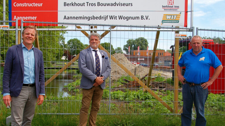 Wethouder Jongenelen bezoekt bouwlocaties: “Niet of nauwelijks problemen door corona”