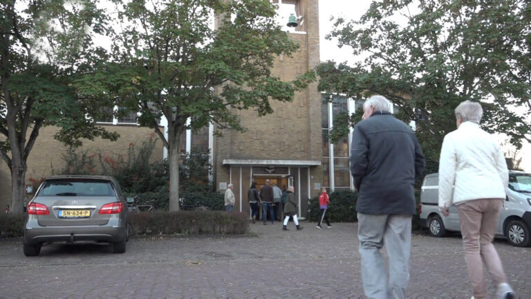 Woningvoorrang voor Binders bij Adelbertuskerk Egmond-Binnen nog groot vraagteken