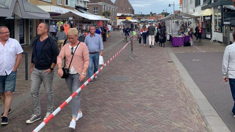 Weer zes nieuwe besmettingen in gemeente Bergen: “Het virus heeft geen vakantie”