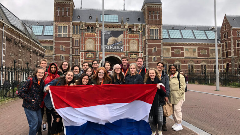 Alkmaarse gastgezinnen gezocht voor uitwisselingsstudenten CSG Jan Arentsz