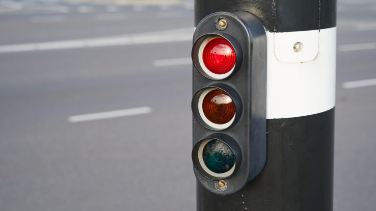 Provincie wil vaker groen voor fietsers bij verkeerslichten wegens corona