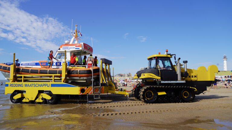 Vervanging Egmondse KNRM-reddingboot Adriaan Hendrik is besteld