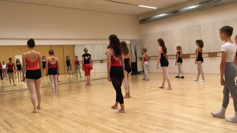 Open Dans-Dag op zaterdag 5 september bij Balletschool Attitude in Bergen 🗓