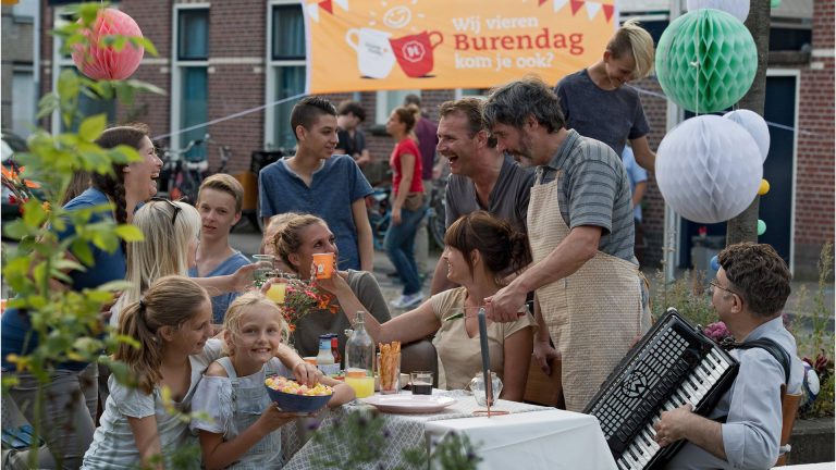 Nationale Burendag heet dit jaar ‘Burendag voor de deur’ 🗓
