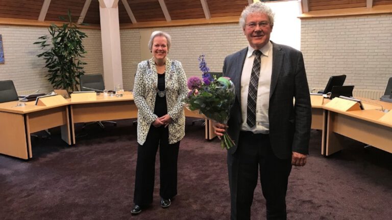 Oud-wethouder Jan Houtenbos uit Egmond aan de bak als wethouder in Koggenland