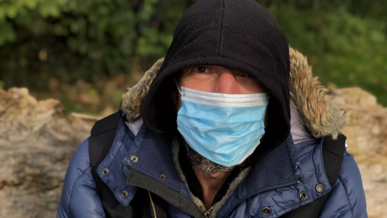 Daklozenopvang Alkmaar wil coronaziekenboeg: “Anders lopen ze besmet op straat”