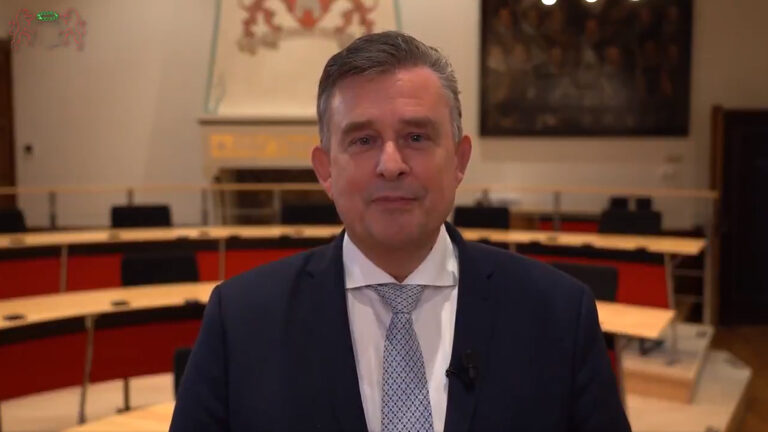 Roemer onderzoekt rijscholenbranche: “Mijn werk als waarnemend burgemeester staat altijd op één”