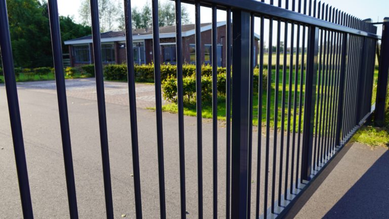 Bewoners Krommedijk verliezen bij Raad van State conflict om MAG-complex