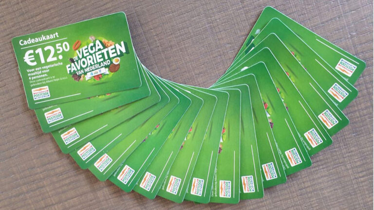 Voedselbank Langedijk verzamelt weer Postcodeloterij cadeaukaartjes: “Meer nodig dan ooit!”