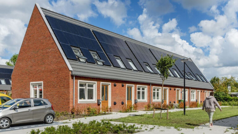 Woonwaard start bouw van sociale huurwoningen in Heerhugowaard