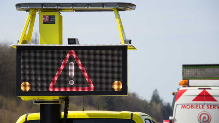Verkeerschaos door storing aan verkeerslichten op kruising N9 – Kennemerstraatweg