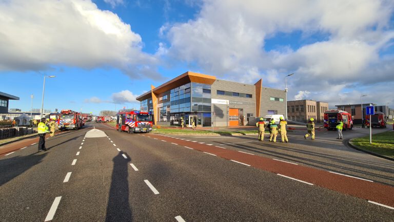 Grote brand Alkmaar legt corona teststraat tijdelijk plat