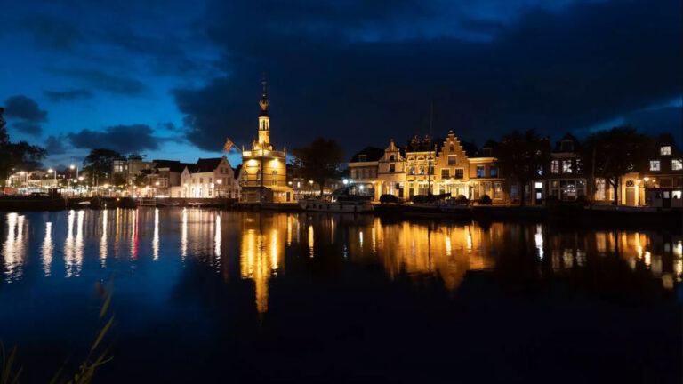 Verouderde pontsteiger aan de Eilandswal wordt donderdag vervangen