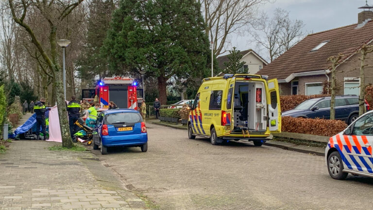Omwonenden teneergeslagen na dodelijke brand aan Bilderdijkstraat: “Ontzettend triest”