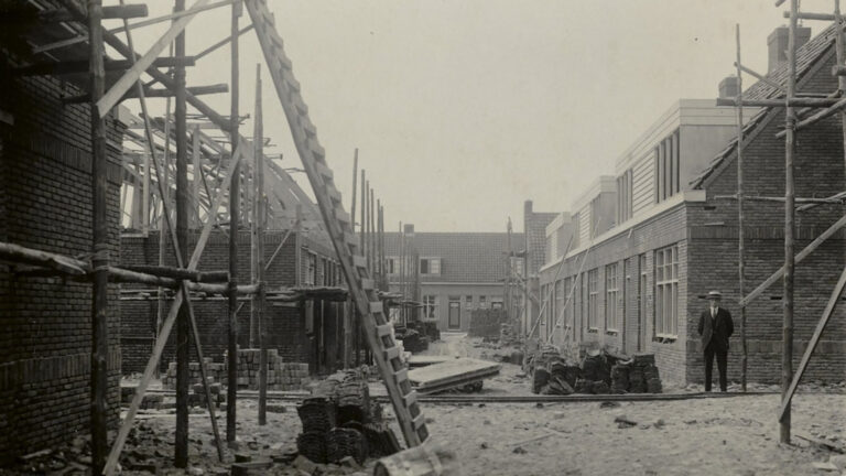 KunstNetTV: Bouw Alkmaarse woonwijk Rochdale 🗓