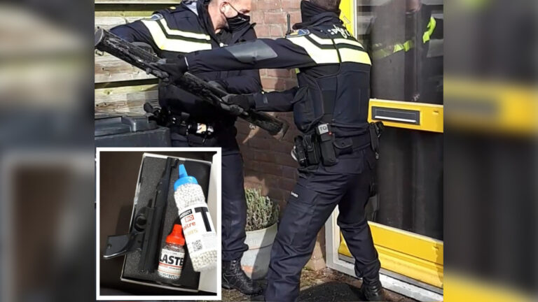 Wijkagent Wijnen geeft zijn 06-nummer aan iemand die zei hem dood te willen hebben