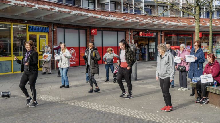 Sportscholen voeren actie voor heropening én voor beweging