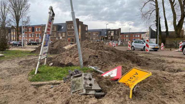 Aannemer failliet, rioolwerk Koedijkerstraat ligt nog even stil