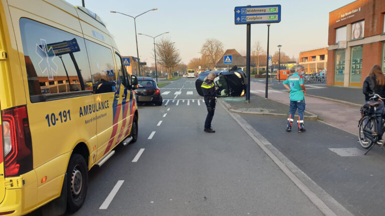 Conflict bij verkeerslicht in Heerhugowaard eindigt met ongeval