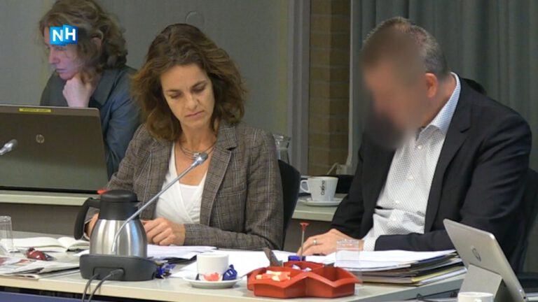 Deze maand eindelijk besluit over vervolging ‘corrupte’ ambtenaar Eric van H.