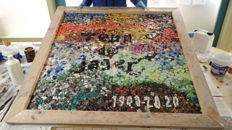 80 jaar Teun de Jagerschool gevierd met kinderkunst van de Bergense School