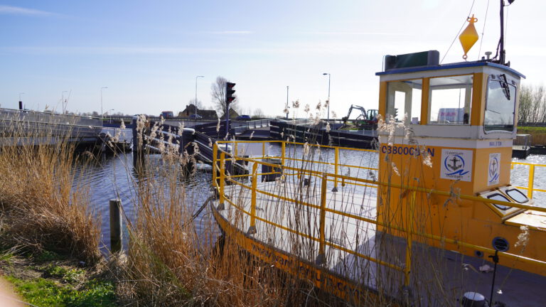 Veerpontje bij Rekervlotbrug vanaf maandag in de vaart tussen Koedijk en Bergen