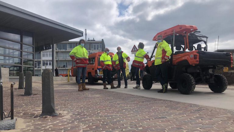 Appelflappen voor hulpverleners na valpartij amazone bij De Kerf Schoorl aan Zee