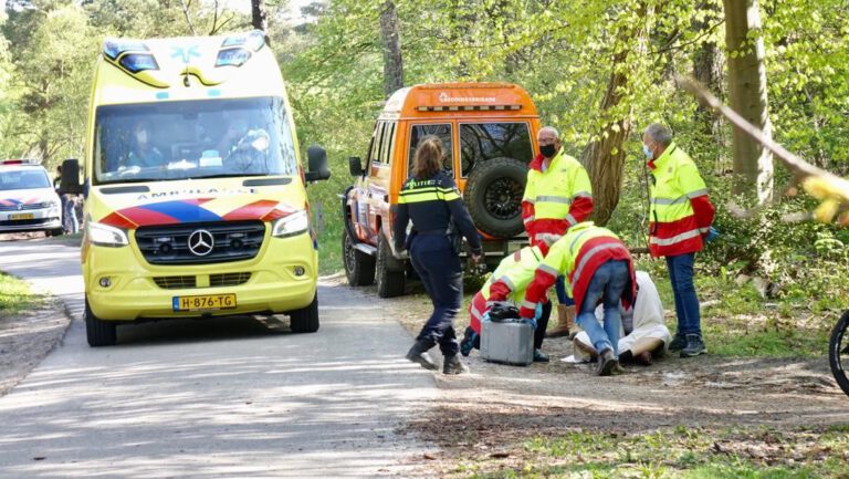Traumahelikopter rukt uit voor gevallen mountainbiker op MTB-parcours Schoorlse Duinen