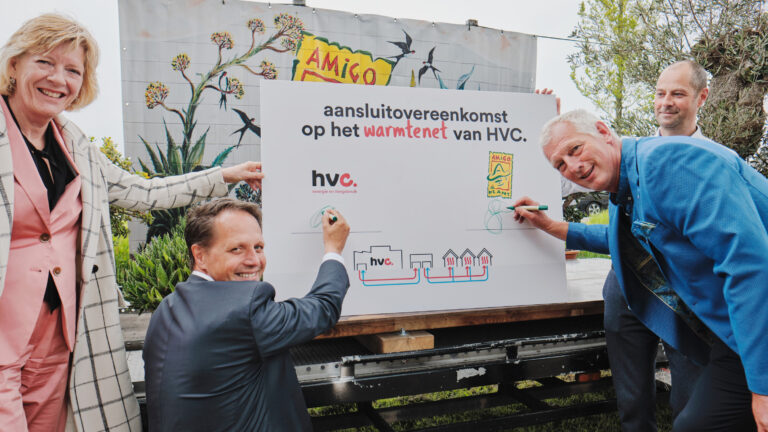 Amigo Plant derde glastuinbedrijf in Altongebied met aansluiting op HVC-warmtenet