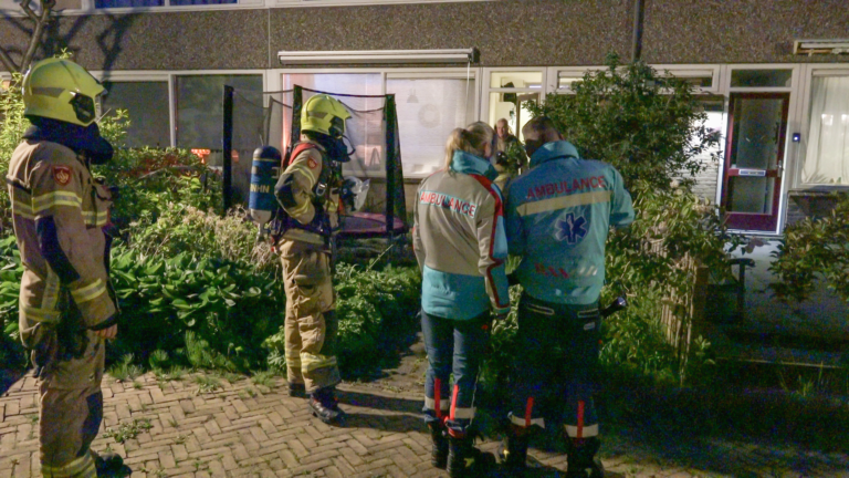 Geheimzinnige stank in Heerhugowaard zorgt voor hoofdpijn; één slachtoffer naar ziekenhuis