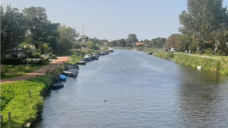 Provincie roept op om ligplaatsontheffing aan te vragen voor provinciale wateren