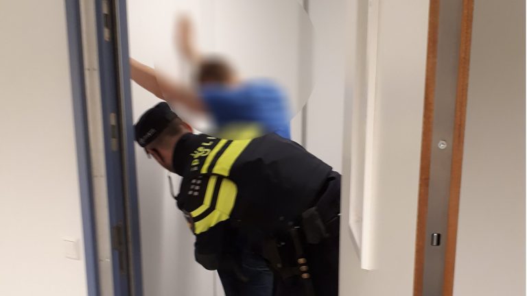 Man (19) aangehouden voor diefstal dankzij locatiegegevens van gestolen telefoon