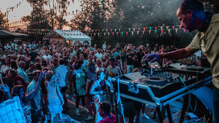 Taverne Open Air in de steigers ondanks alle corona-onzekerheden 🗓