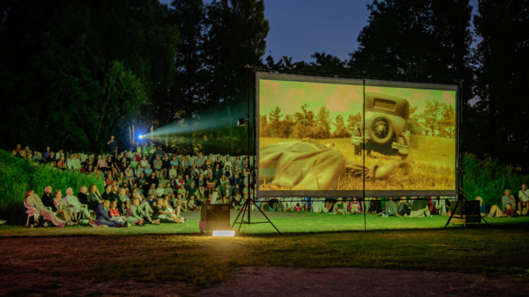 Hugo op 17 september in openluchtbioscoop Park de Oude Kwekerij